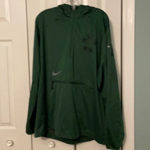 Nike Pull Over Windbreaker